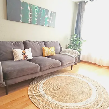 Mariposas , 3 El Astillero